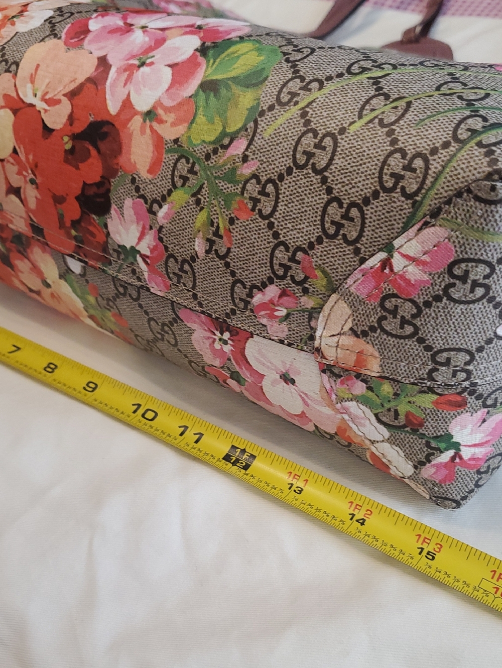 Gucci Floral GG Supreme Tote Bag in Pink Brown - Picture 7 of 13